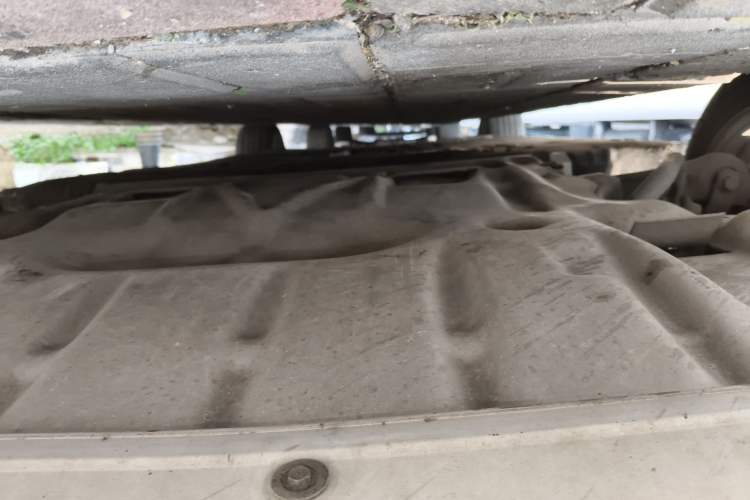 Used BMW 5 Series 2014 535Li Leading Model Chassis Front