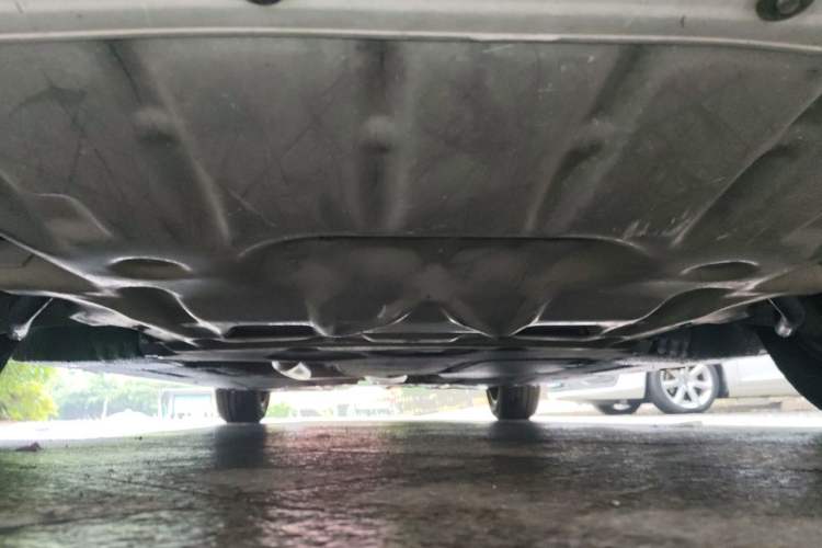 Used BMW 5 Series 2014 520i Elegant Edition Chassis Front