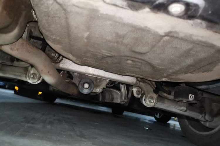 Used BMW 5 Series 2014 525Li Luxury Design Package Chassis Rear