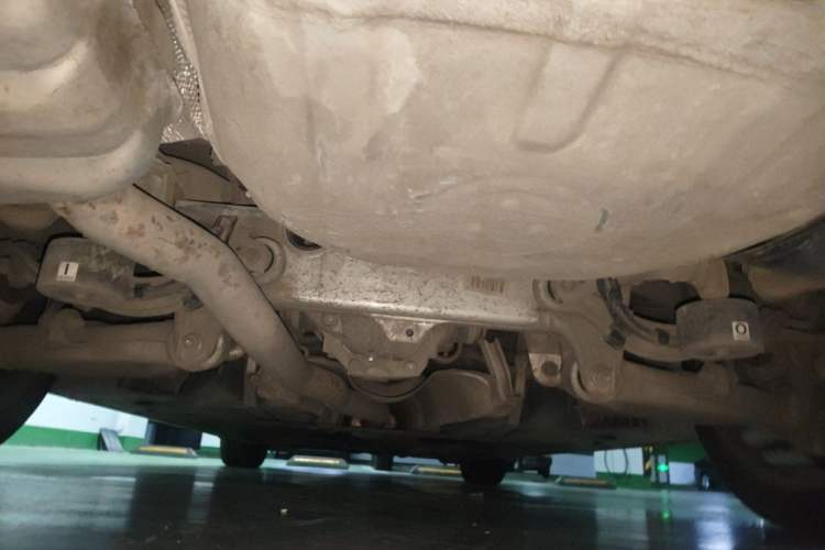 Used BMW 5 Series 2014 525Li Luxury Design Package Chassis Rear