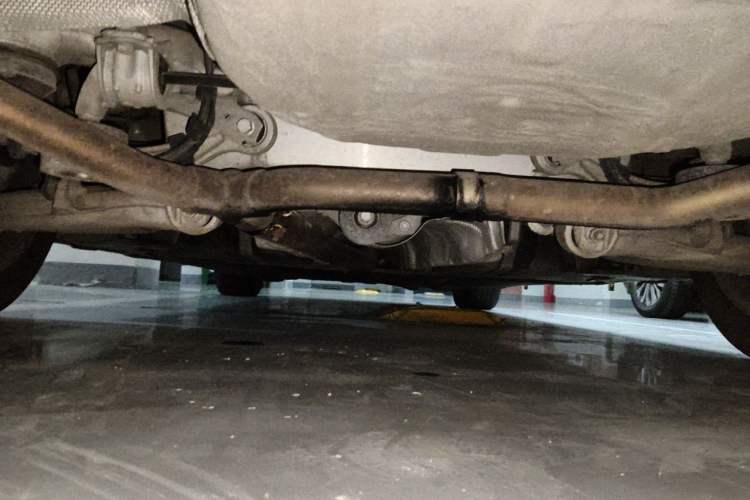 Used BMW 5 Series 2014 525Li Leading Model Chassis Rear