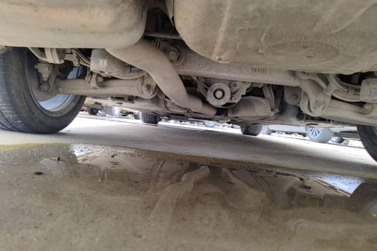 Used BMW 5 Series 2014 528Li xDrive Premium Edition Chassis Rear