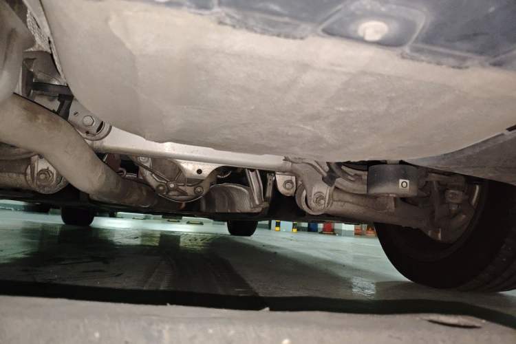Used BMW 5 Series 2014 528Li Leading Model Chassis Rear