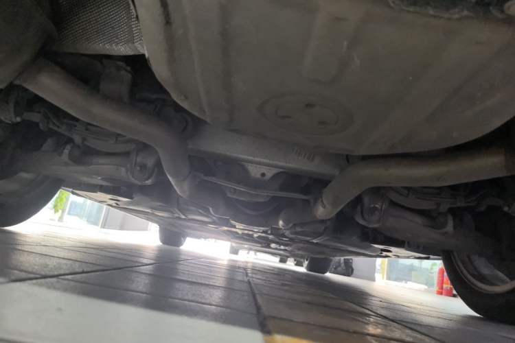 Used BMW 5 Series 2014 535Li Leading Model Chassis Rear