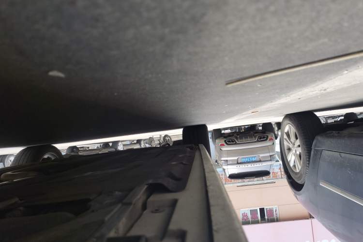 Used BMW 5 Series 2014 520Li Elegant Model Chassis Rear Left