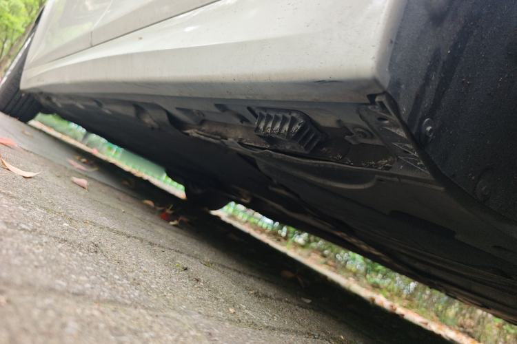 Used BMW 5 Series 2014 520Li Elegant Model Chassis Rear Left