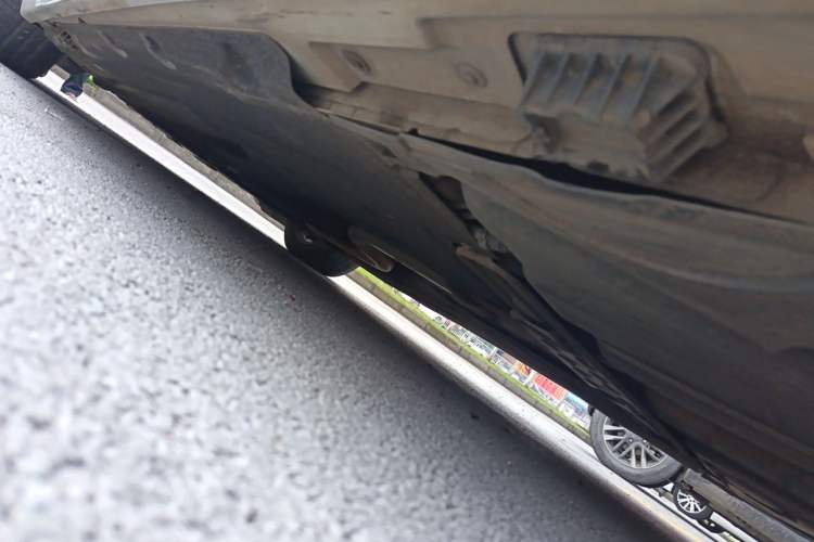 Used BMW 5 Series 2014 520Li Elegant Model Chassis Rear Left