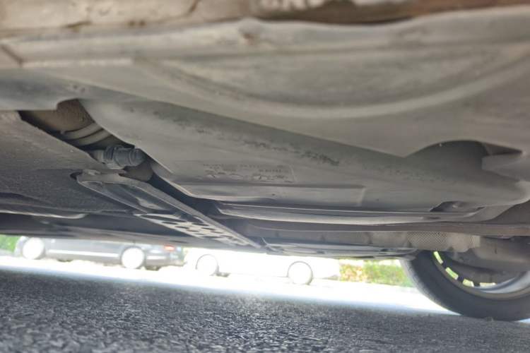 Used BMW 5 Series 2014 525Li Luxury Design Package Chassis Rear Left