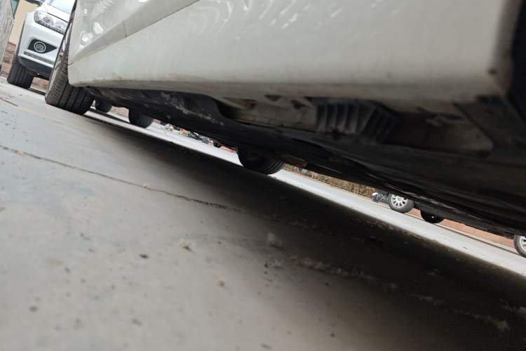 Used BMW 5 Series 2014 525Li Luxury Design Package Chassis Rear Left