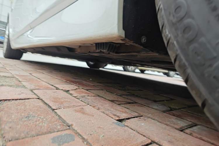 Used BMW 5 Series 2014 525Li Luxury Design Package Chassis Rear Left