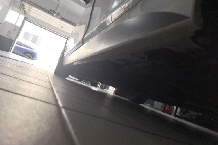 Used BMW 5 Series 2014 535Li Leading Model Chassis Rear Left