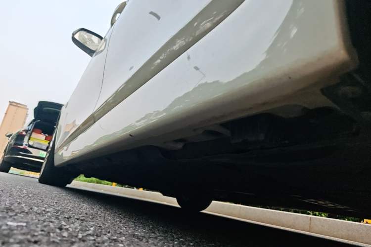 Used BMW 5 Series 2014 525Li Luxury Design Package Chassis Rear Left