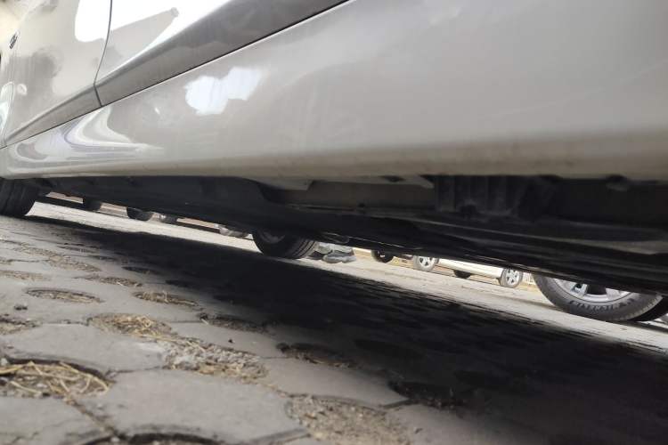Used BMW 5 Series 2014 525Li Luxury Design Package Chassis Rear Left