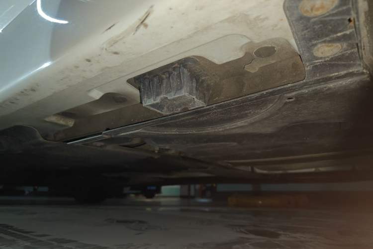 Used BMW 5 Series 2014 525Li Leading Model Chassis Rear Left