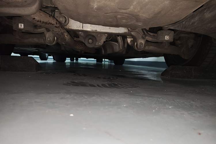 Used BMW 5 Series 2014 525Li Luxury Design Package Chassis Rear