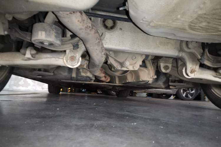 Used BMW 5 Series 2014 525Li Leading Model Chassis Rear