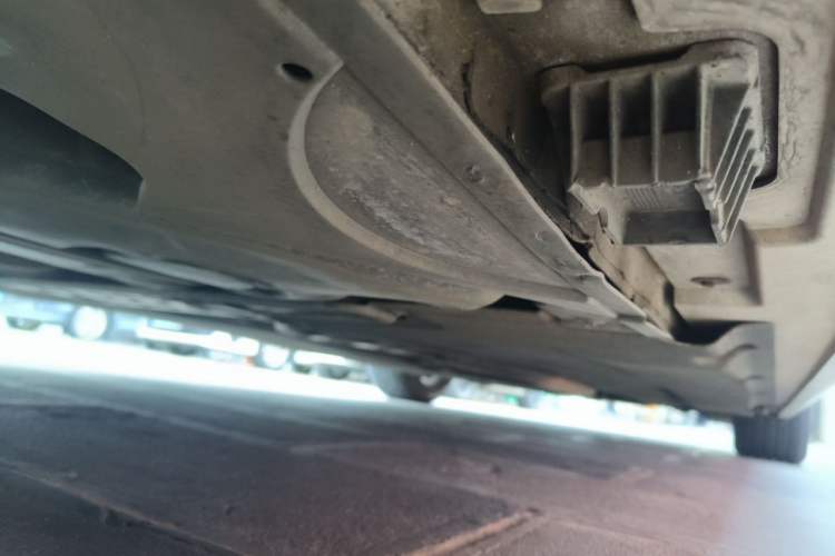 Used BMW 5 Series 2014 525Li Leading Model Chassis Rear Right