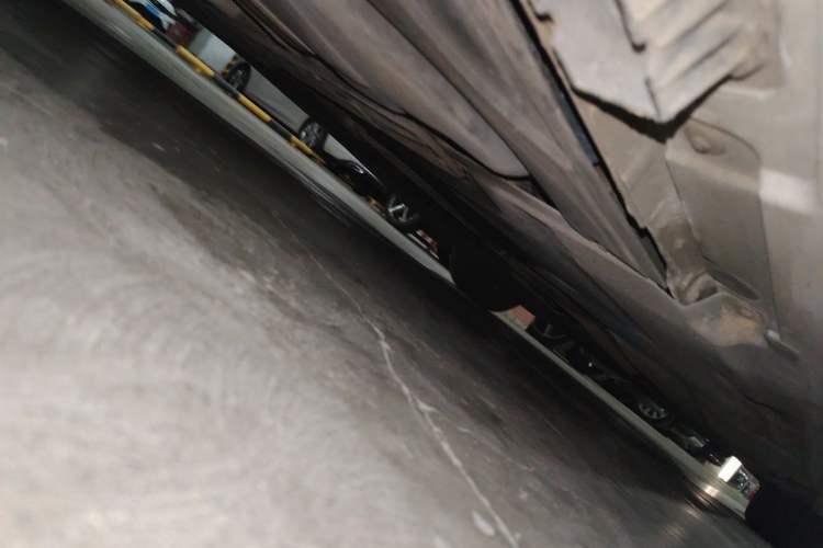 Used BMW 5 Series 2014 520i Elegant Edition Chassis Rear Right