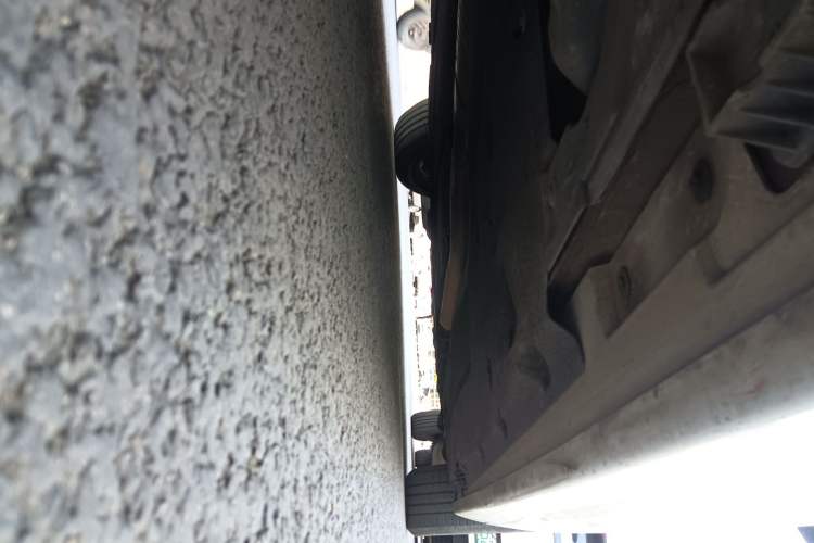 Used BMW 5 Series 2014 520Li Elegant Model Chassis Rear Right