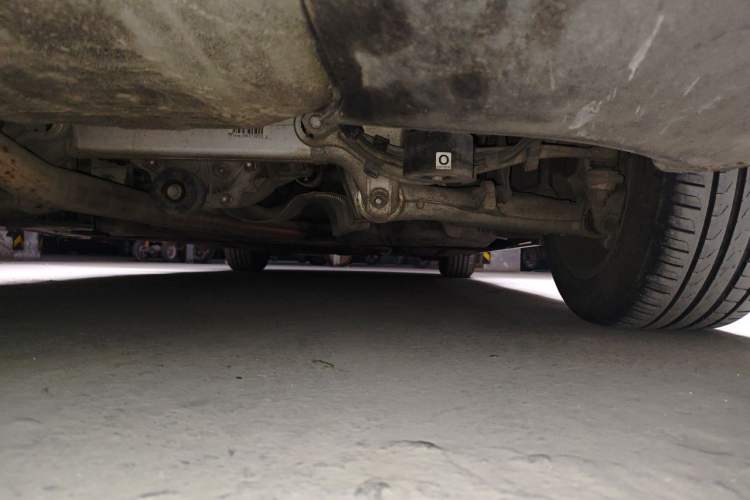 Used BMW 5 Series 2014 525Li Leading Model Chassis Rear Right