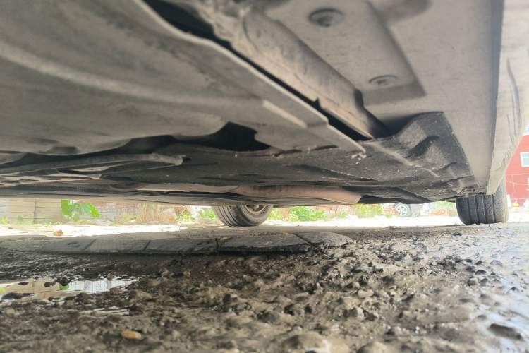 Used BMW 5 Series 2014 525Li Leading Model Chassis Rear Right