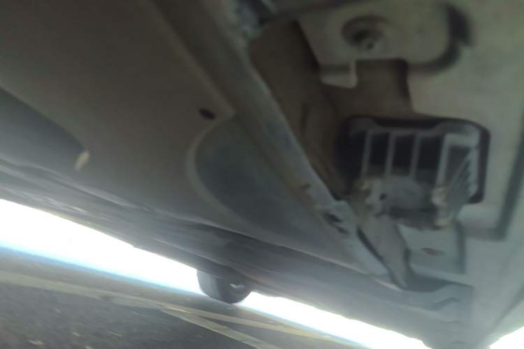 Used BMW 5 Series 2014 520Li Elegant Model Chassis Rear Right