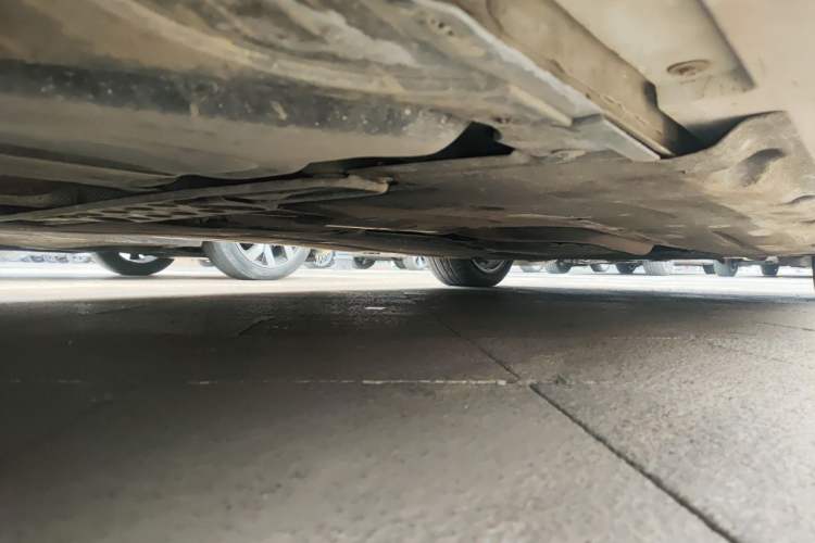 Used BMW 5 Series 2014 525Li Luxury Design Package Chassis Rear Right