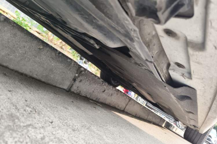 Used BMW 5 Series 2014 535Li Leading Model Chassis Rear Right