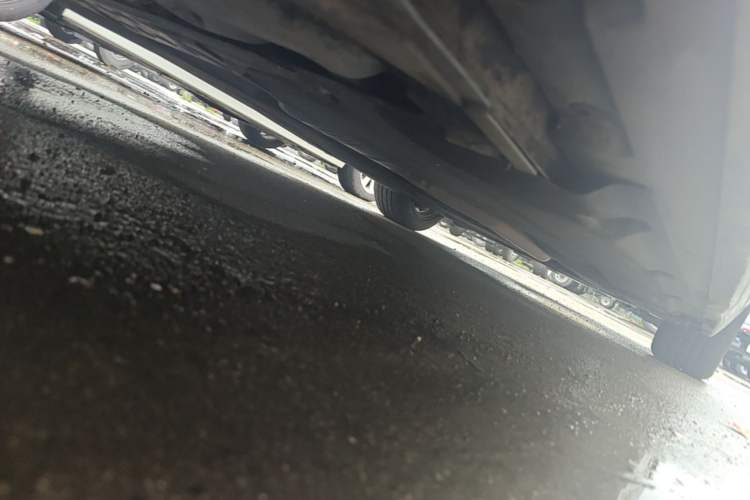 Used BMW 5 Series 2014 520Li Elegant Model Chassis Rear Right