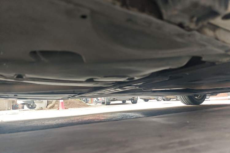 Used BMW 5 Series 2014 520Li Elegant Model Chassis Rear Right