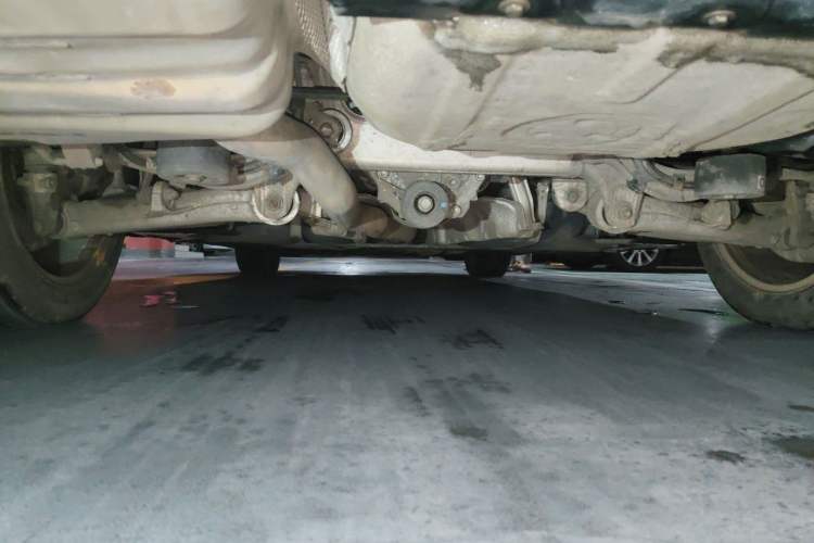 Used BMW 5 Series 2014 525Li Luxury Design Package Chassis Rear