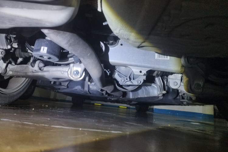 Used BMW 5 Series 2014 525Li Luxury Design Package Chassis Rear