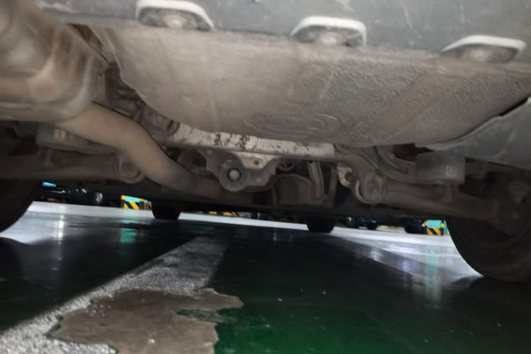 Used BMW 5 Series 2014 525Li Leading Model Chassis Rear