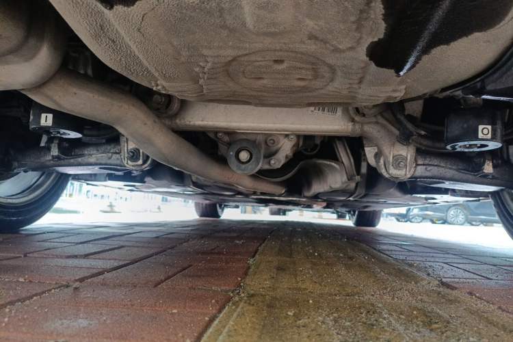 Used BMW 5 Series 2014 528Li xDrive Premium Edition Chassis Rear