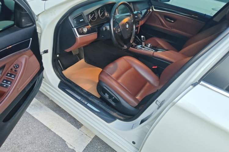 Used BMW 5 Series 2014 520Li Elegant Model Driver Seat