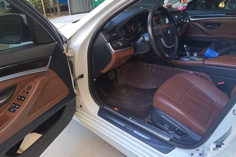 Used BMW 5 Series 2014 530Li Leading Model Driver Seat