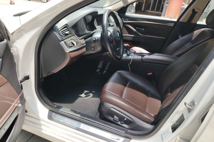 Used BMW 5 Series 2014 525Li Luxury Design Package Driver Seat