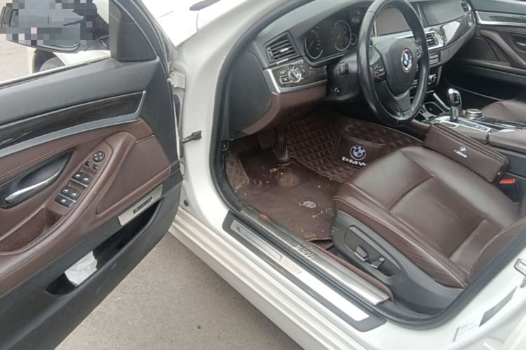 Used BMW 5 Series 2014 525Li Luxury Design Package Driver Seat