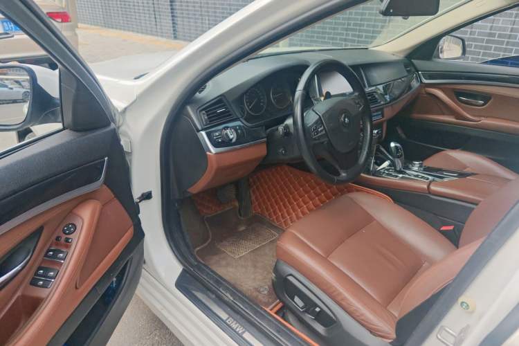 Used BMW 5 Series 2014 520Li Elegant Model Driver Seat