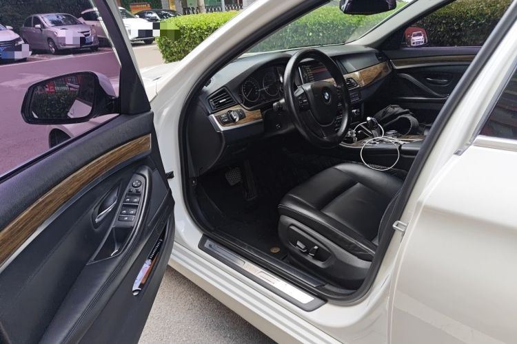 Used BMW 5 Series 2014 525Li Fashion Design Package Driver Seat