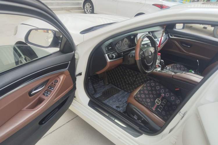 Used BMW 5 Series 2014 520Li Elegant Model Driver Seat