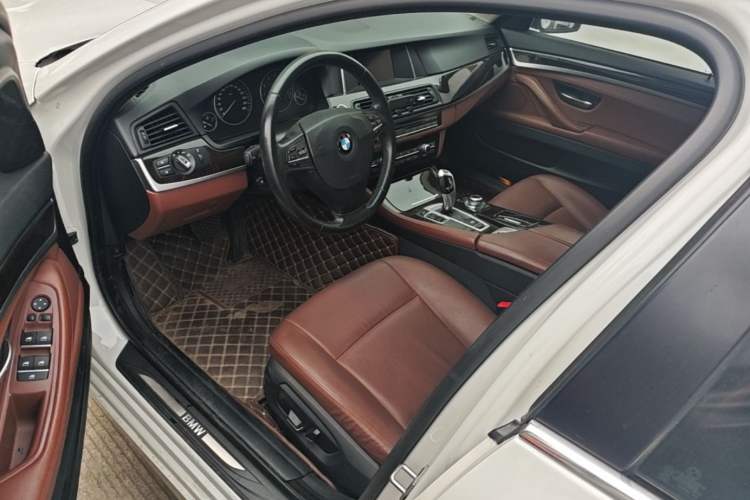 Used BMW 5 Series 2014 525Li Leading Model Driver Seat