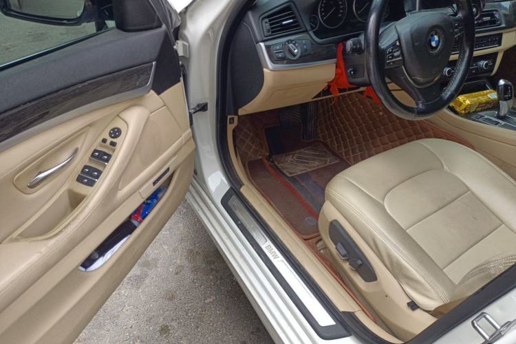 Used BMW 5 Series 2014 525Li Luxury Design Package Driver Seat