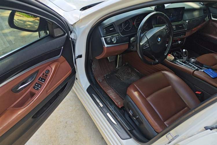 Used BMW 5 Series 2014 520Li Elegant Model Driver Seat