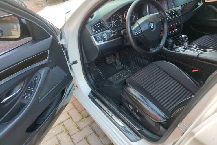 Used BMW 5 Series 2014 525Li Leading Model Driver Seat