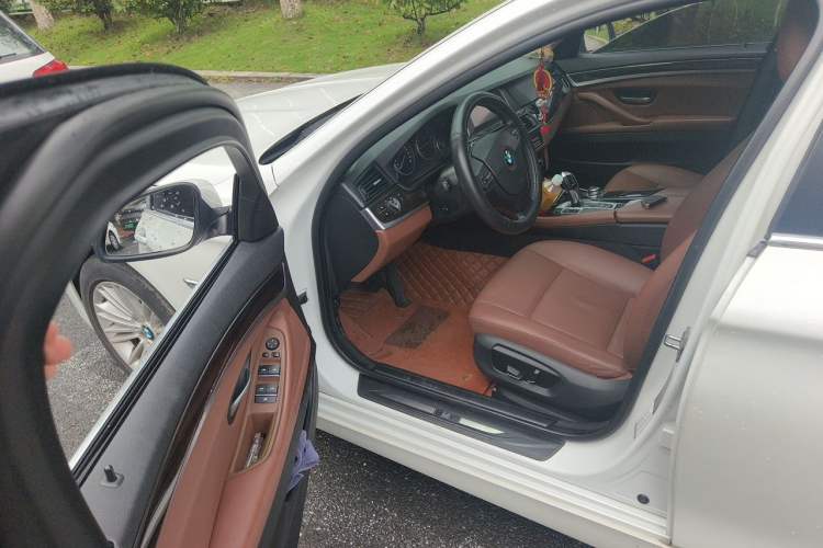 Used BMW 5 Series 2014 525Li Leading Model Driver Seat