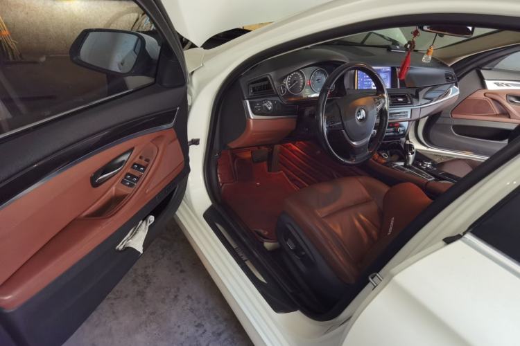 Used BMW 5 Series 2014 520Li Elegant Model Driver Seat