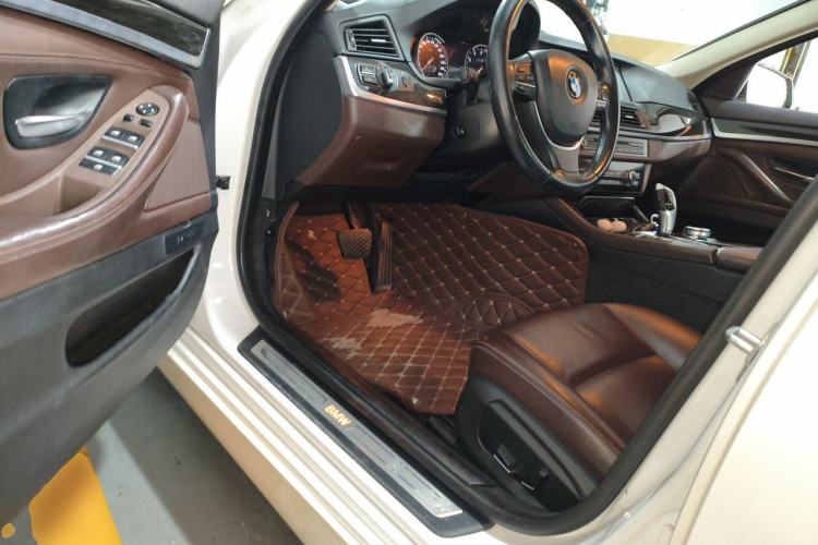 Used BMW 5 Series 2014 525Li Luxury Design Package Driver Seat