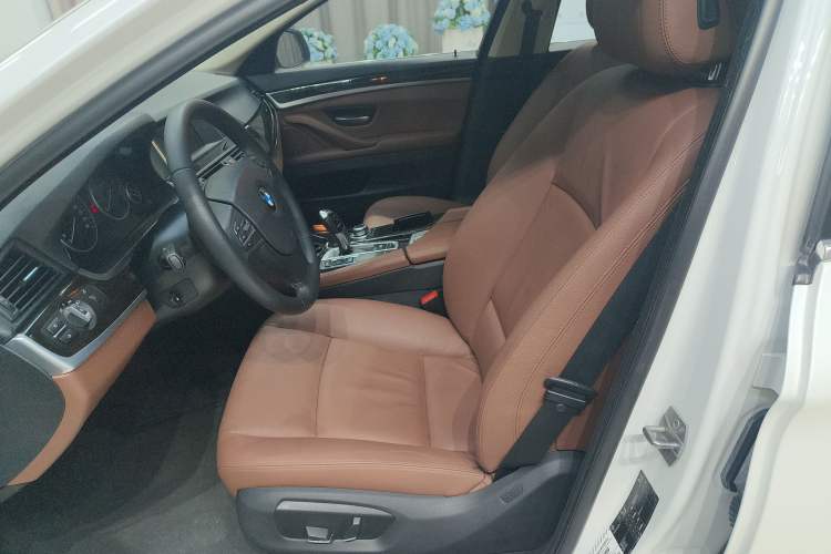 Used BMW 5 Series 2014 525Li Leading Model Driver Seat