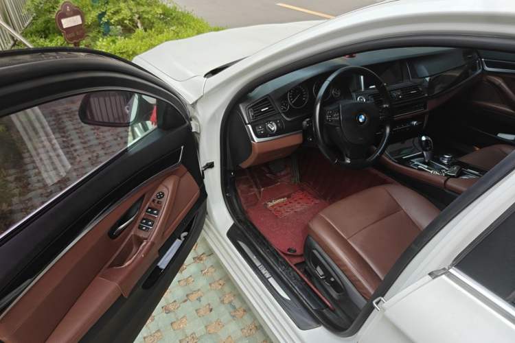 Used BMW 5 Series 2014 520Li Elegant Model Driver Seat